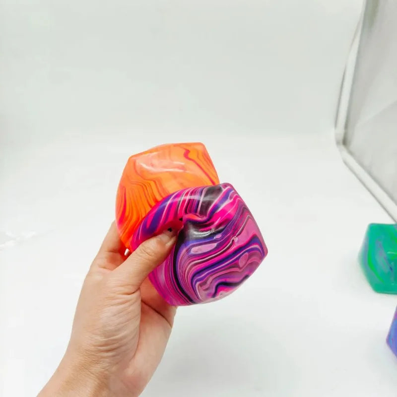 Squishy Cubo de Gel Sensorial – Estira, Aprieta y Relájate