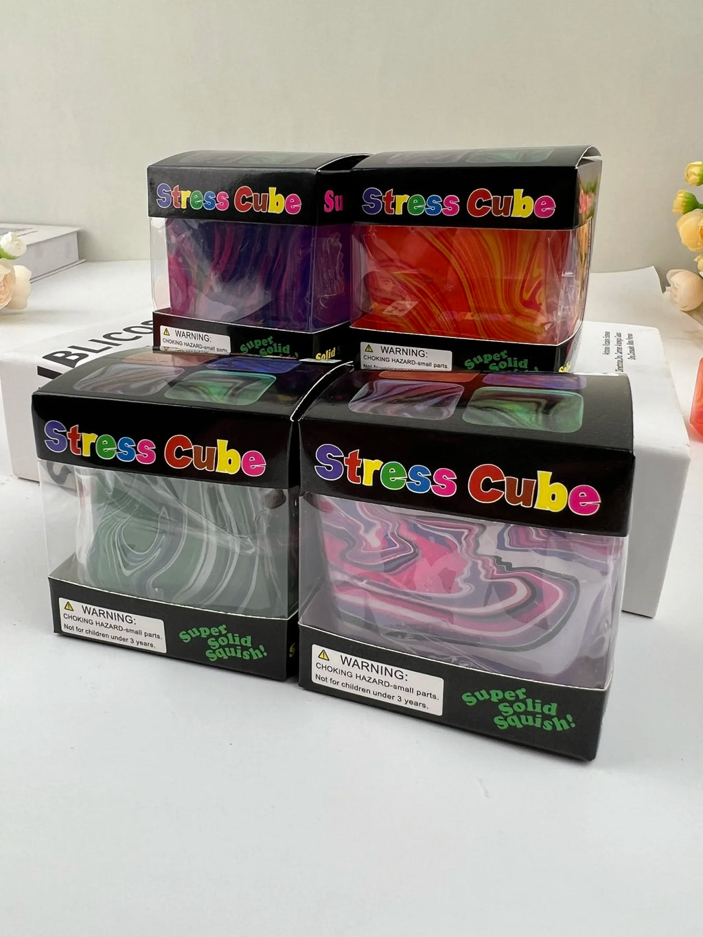 Squishy Cubo de Gel Sensorial – Estira, Aprieta y Relájate