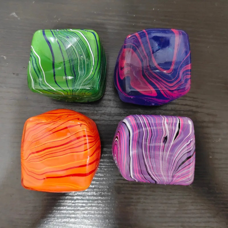 Squishy Cubo de Gel Sensorial – Estira, Aprieta y Relájate