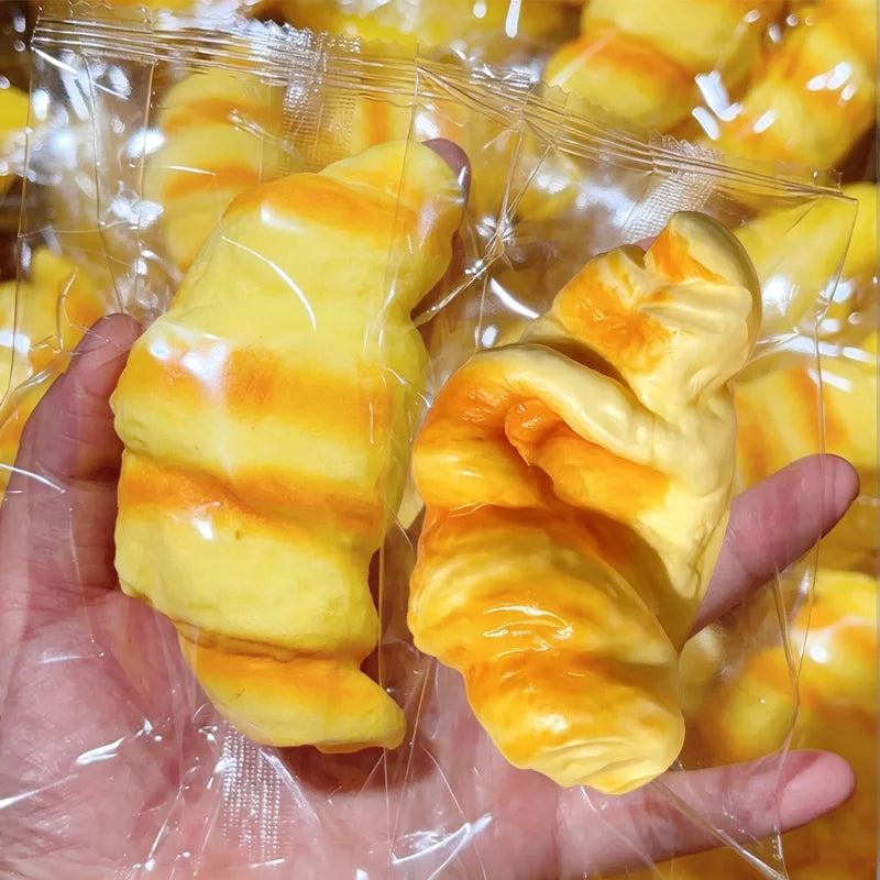Croissant Squishy